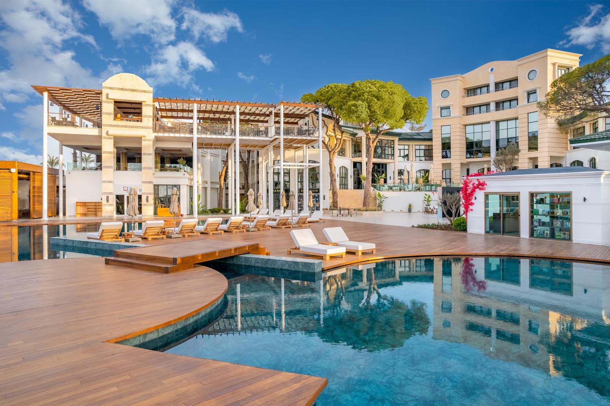 Rixos Park - The Land Of Legends Access Belek